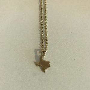 Gold Kendra Scott Texas Necklace